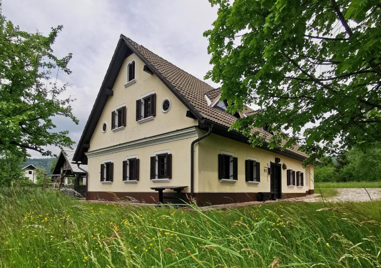 Country House Pri Lipet Ziri Luaran gambar